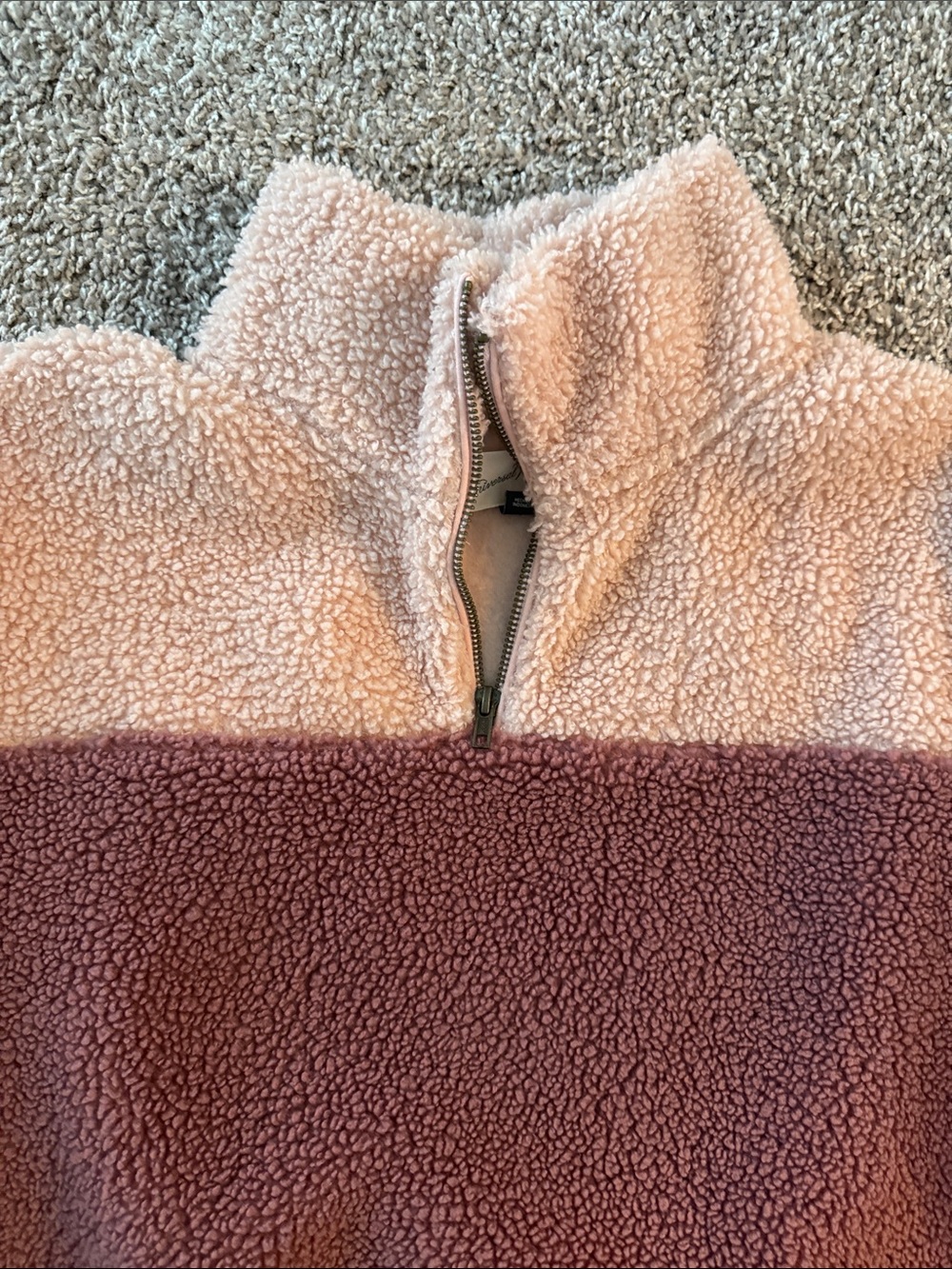 Colorblock Sherpa Pullover - Picture 2 of 3